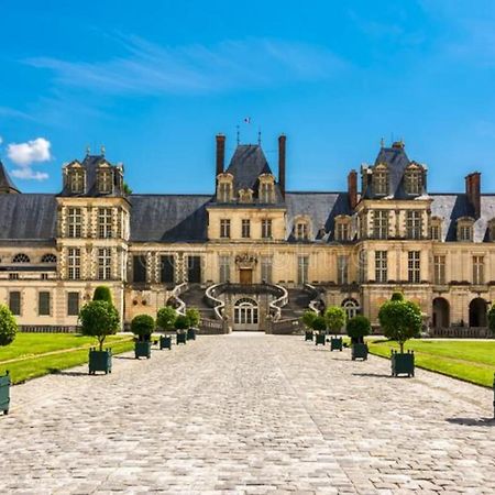 Appart'Hotel -Le Bellifontain Fontainebleau Bagian luar foto