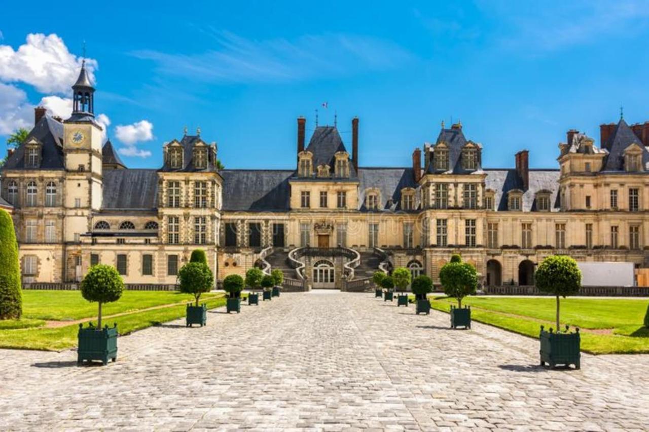 Appart'Hotel -Le Bellifontain Fontainebleau Bagian luar foto